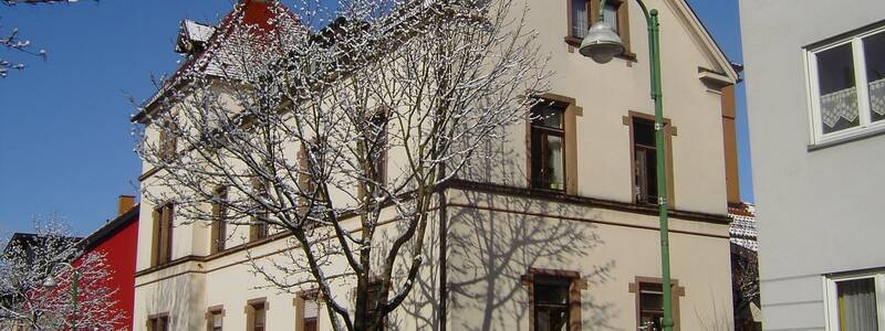 Haus Ulrika im Winter von außen