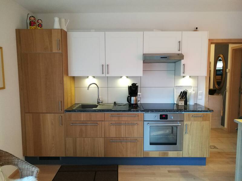 Gut ausgestattet Küchenzeile in der Ferienwohnung Rudloff.
