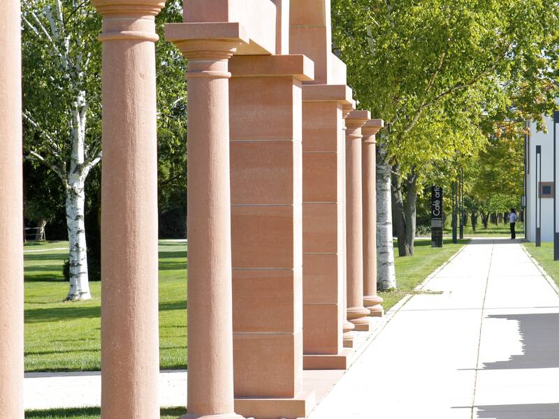 Der Weg durch den Römerpark, von Villa urbana zu Villa artis.